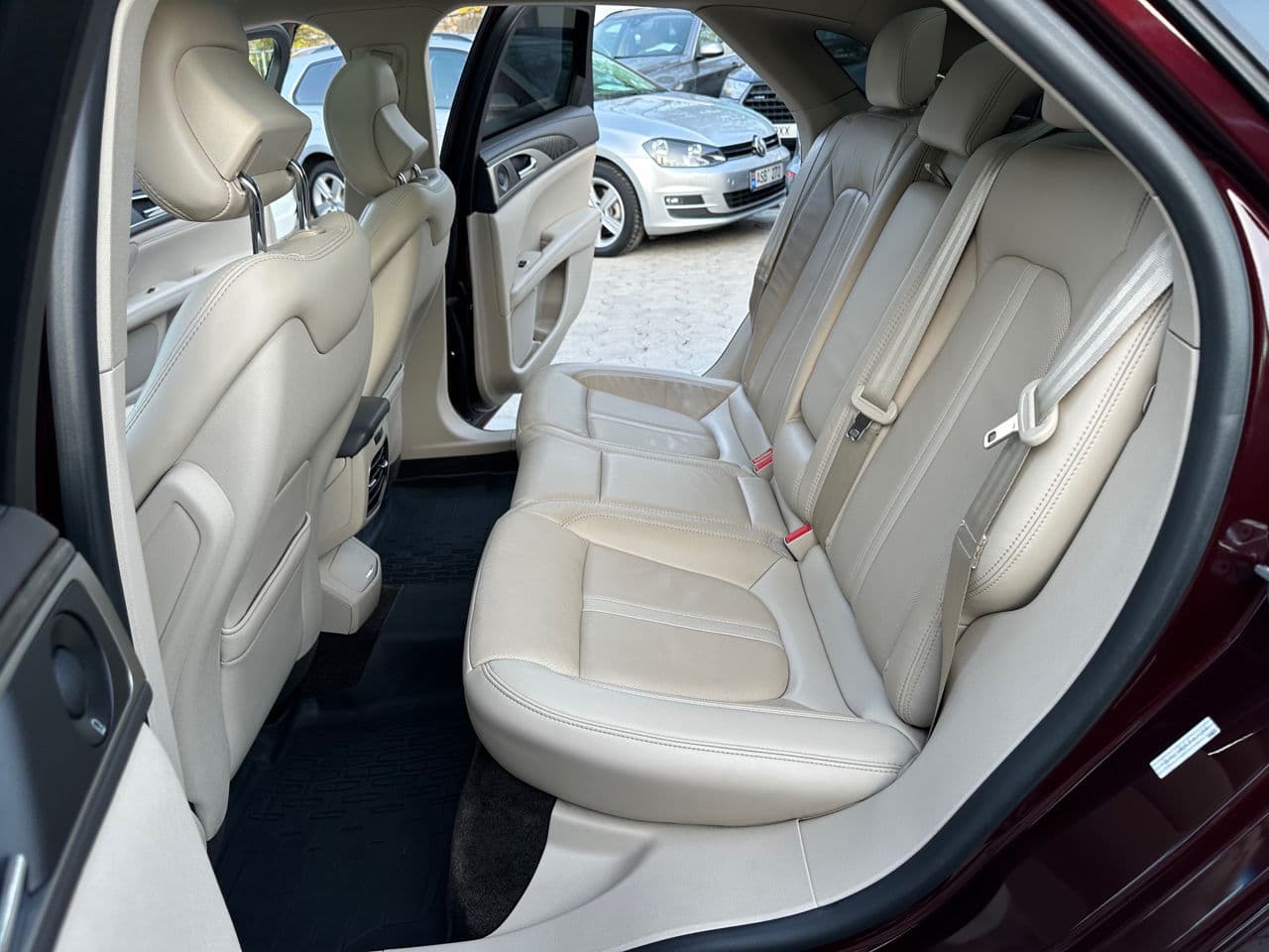 Lincoln MKZ 2018 — Миниатюра 20