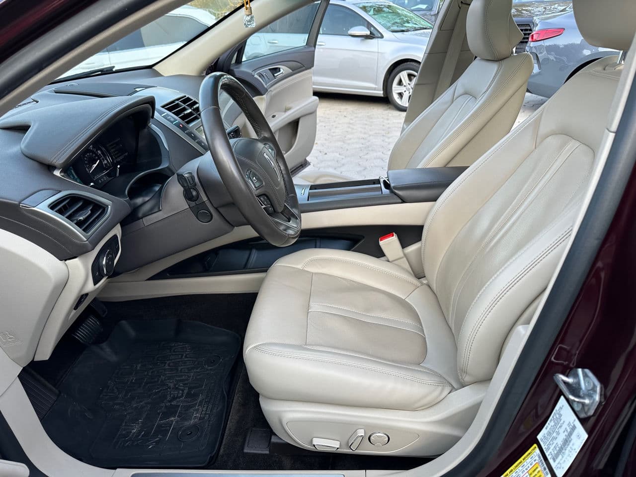 Lincoln MKZ 2018 — Миниатюра 5