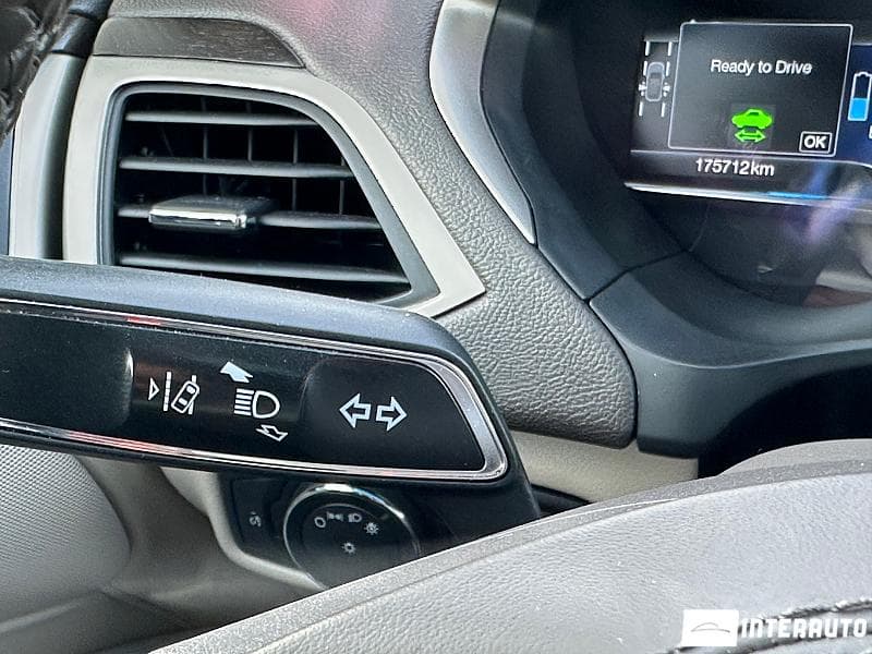 Lincoln MKZ 2018 — Миниатюра 14