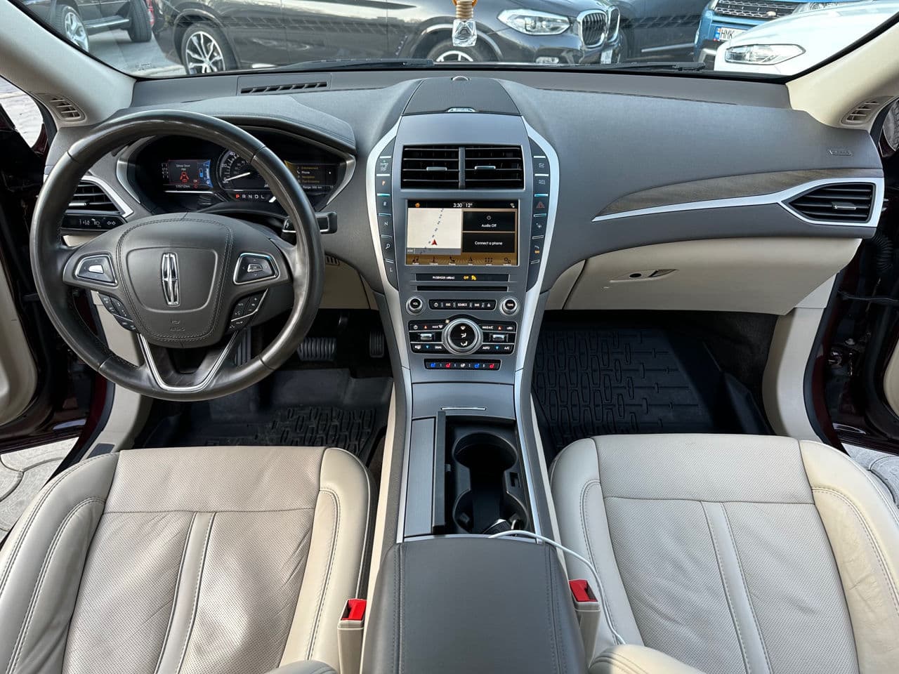 Lincoln MKZ 2018 — Миниатюра 8