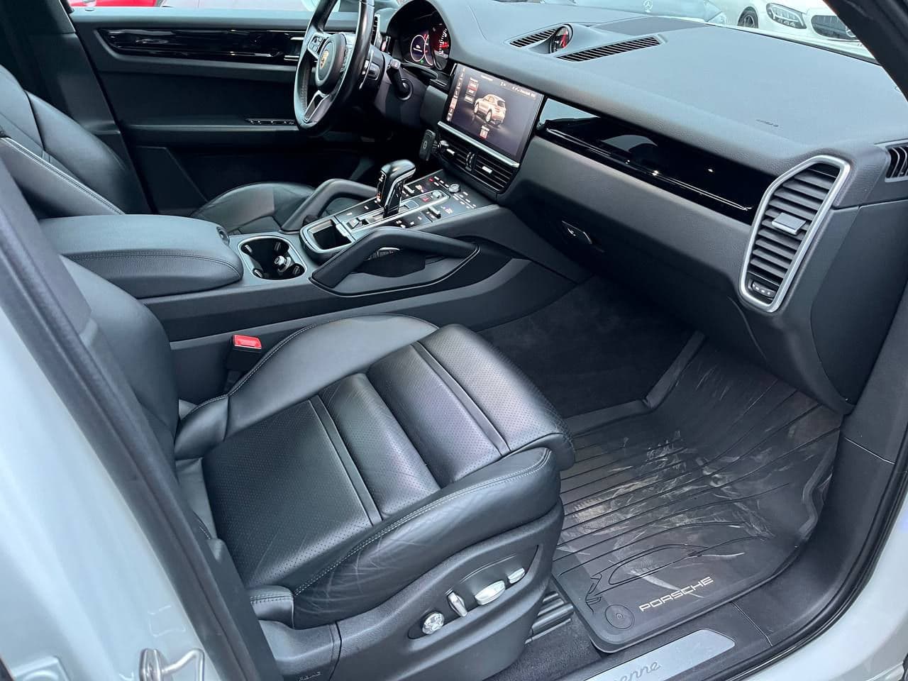 Porsche Cayenne 2021 — Миниатюра 7