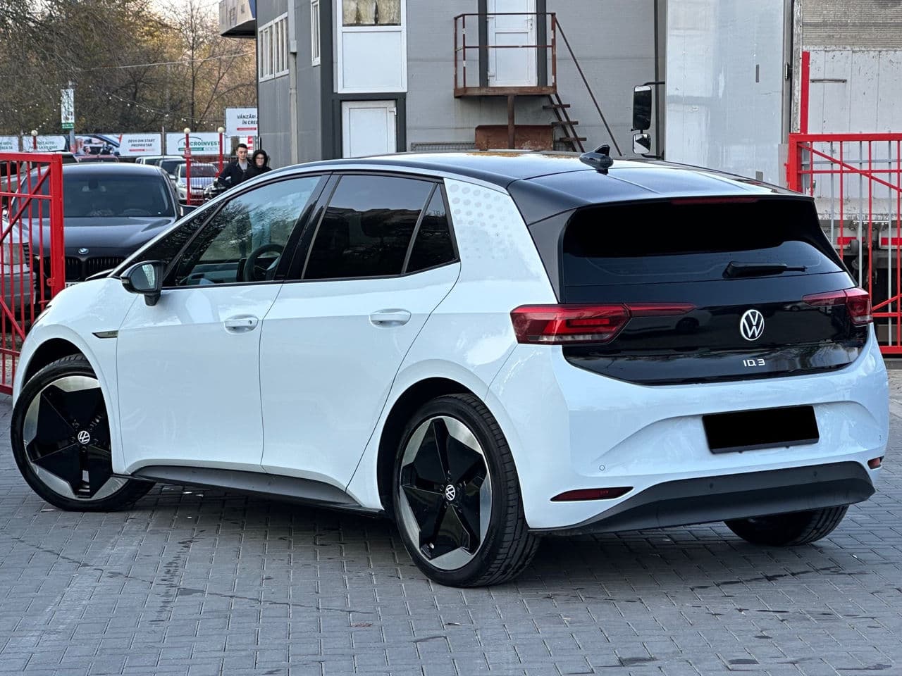 2023 Volkswagen ID.3 Pro — Miniatură 2