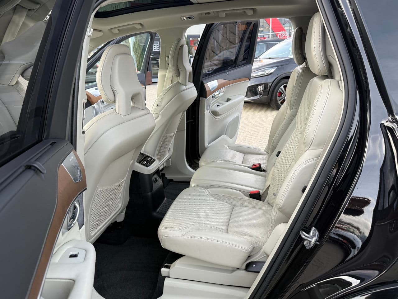 Volvo XC 90 2018 — Миниатюра 15