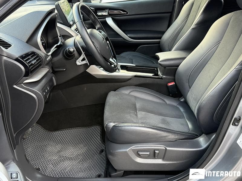 Mitsubishi Eclipse Cross 2022 — Миниатюра 8
