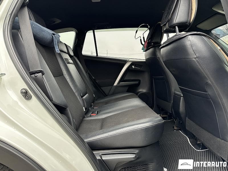 Toyota Rav-4 2016 — Миниатюра 16