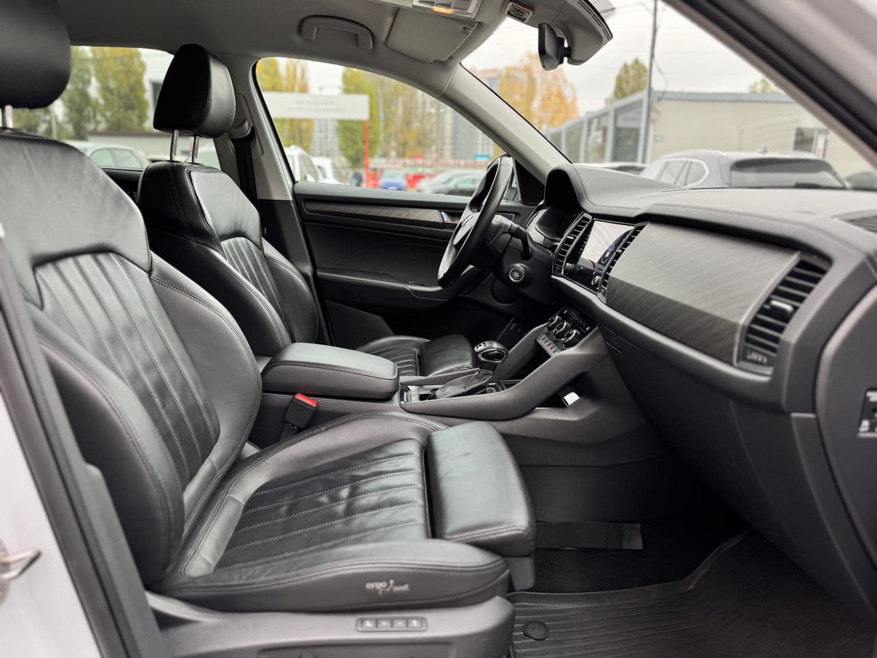 Skoda Kodiaq 2023 — Миниатюра 22