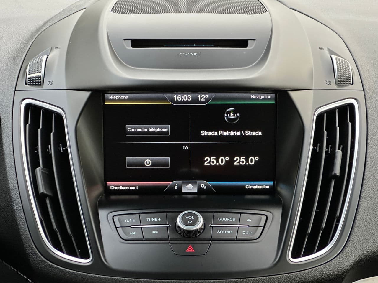 Ford Grand C-MAX 2015 — Миниатюра 9