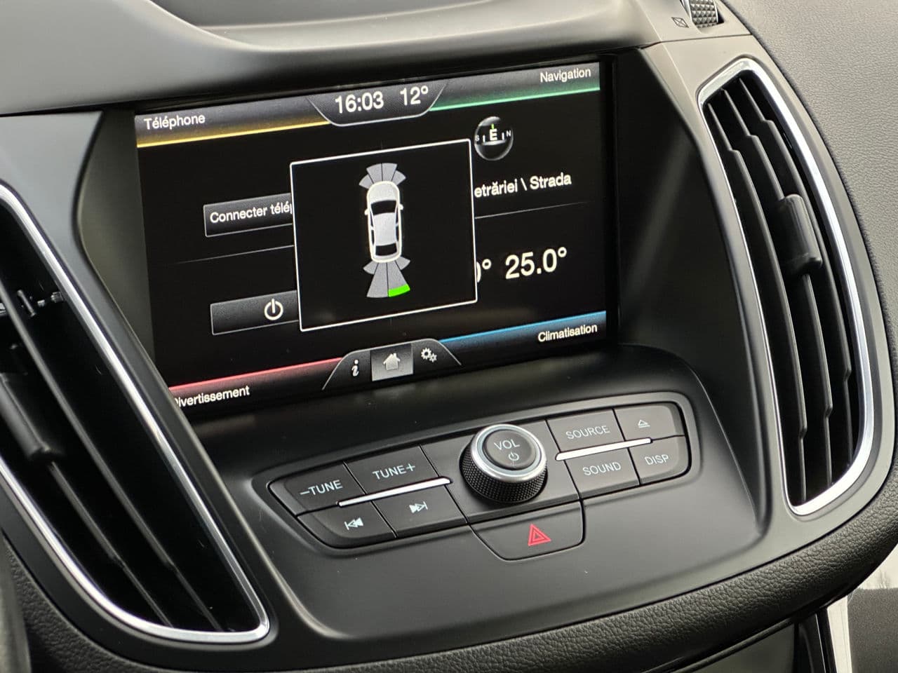 Ford Grand C-MAX 2015 — Миниатюра 10
