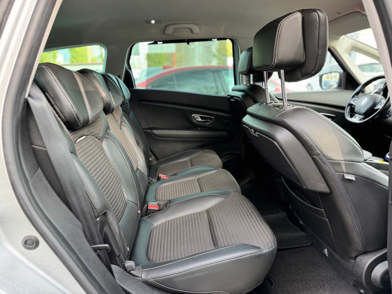 Renault Grand Scenic 2017 — Миниатюра 19