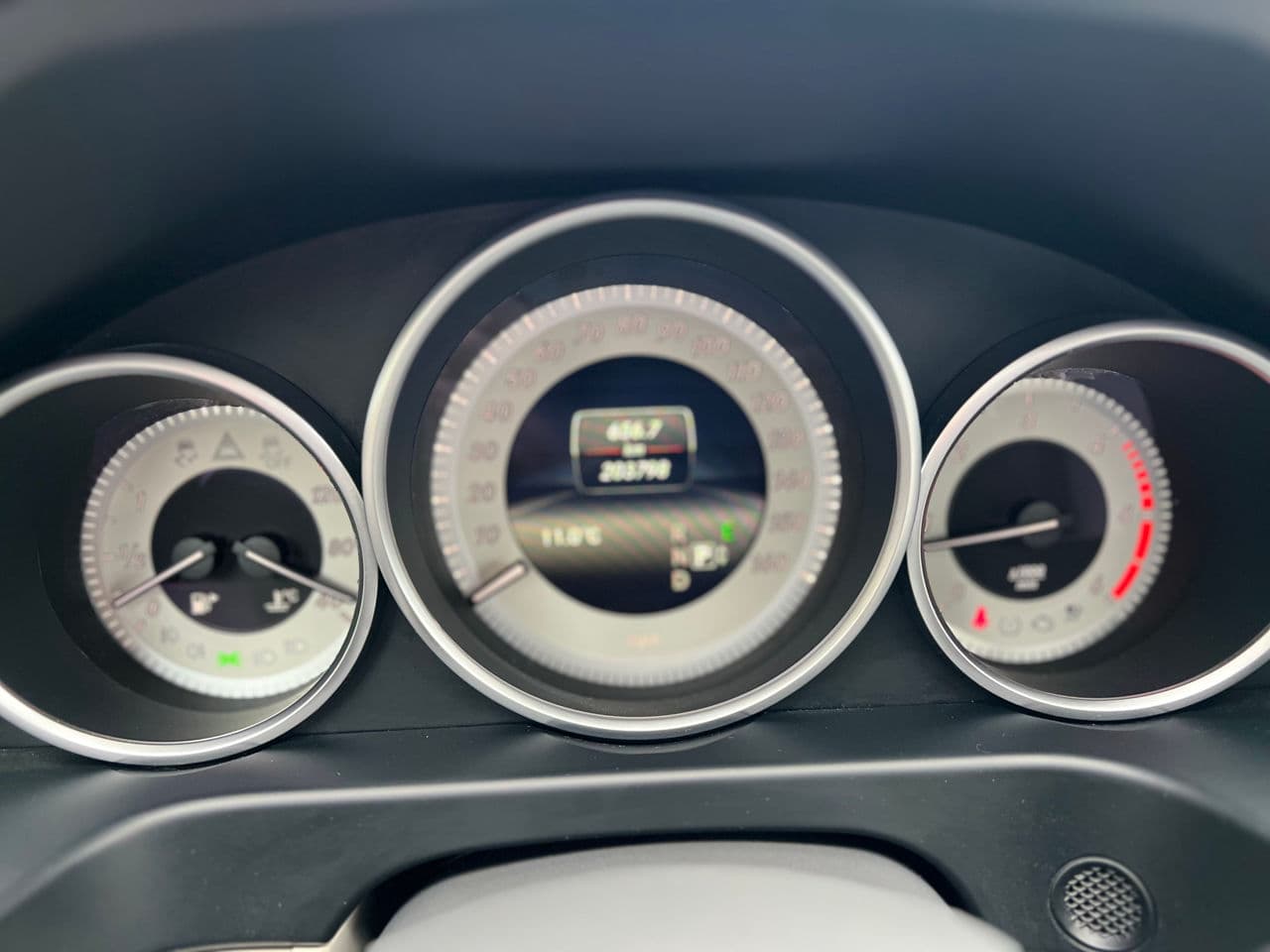Mercedes E 250 2015 — Миниатюра 15