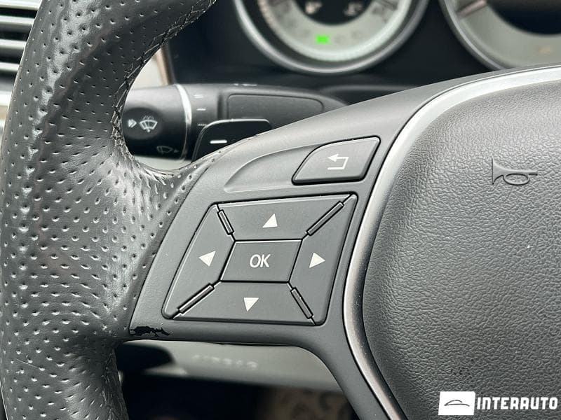Mercedes E 250 2015 — Миниатюра 13