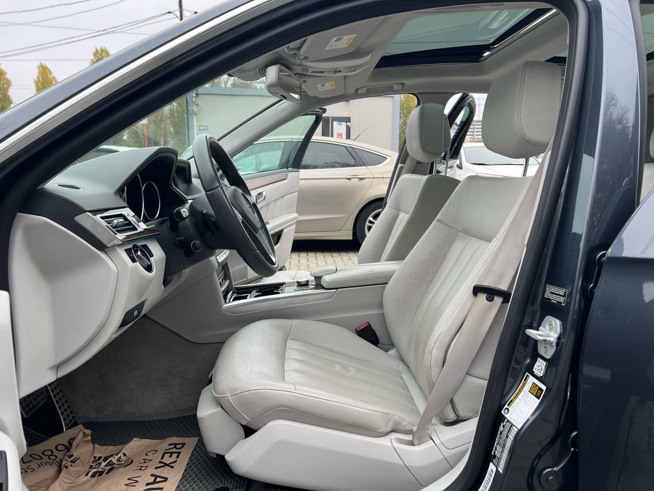 Mercedes E 250 2015 — Миниатюра 7