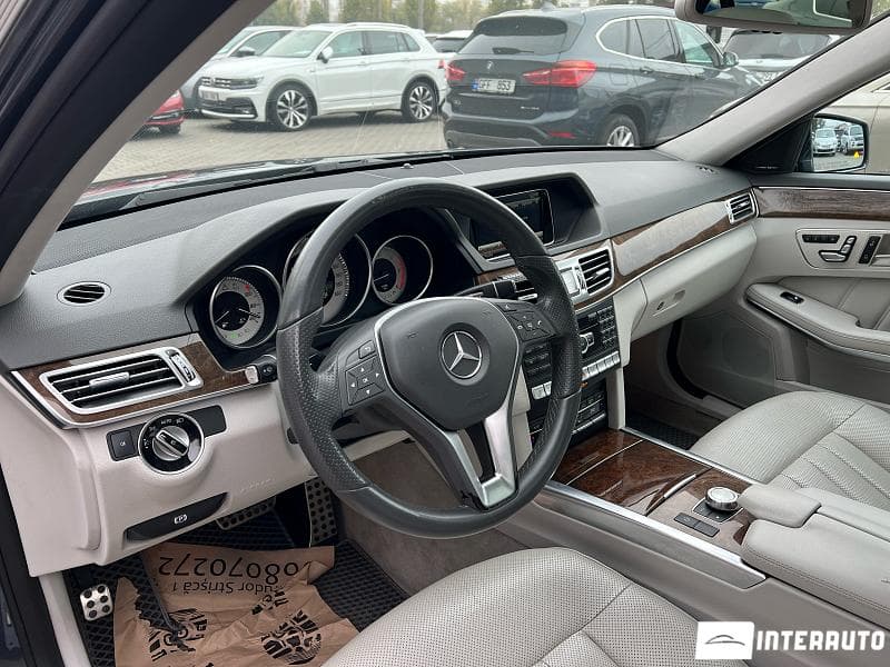 Mercedes E 250 2015 — Миниатюра 10