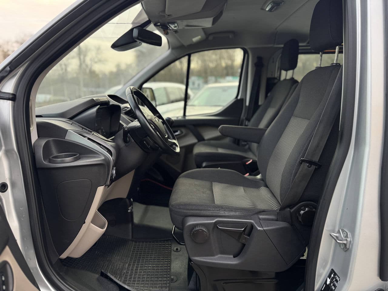 Ford Transit 2015 — Миниатюра 5