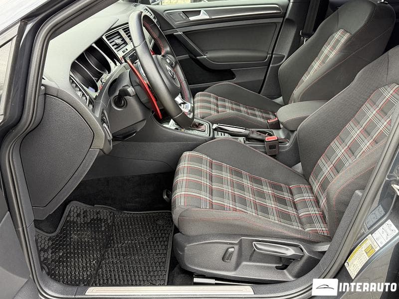 Volkswagen Golf GTI 2020 — Миниатюра 8