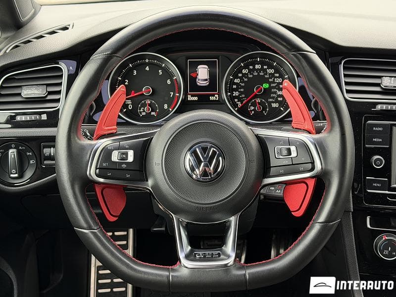 Volkswagen Golf GTI 2020 — Миниатюра 10