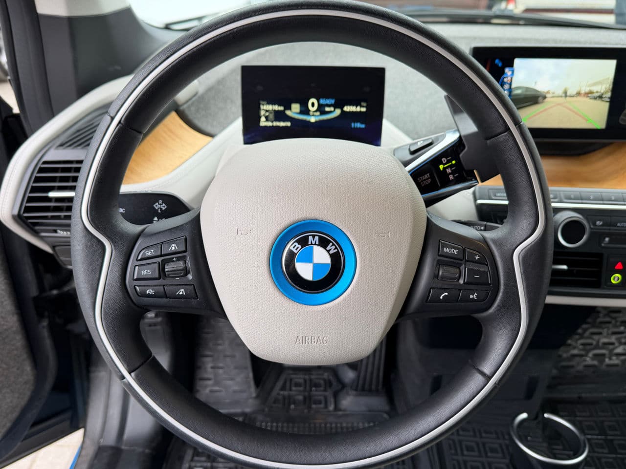 BMW i3 2017 — Миниатюра 10