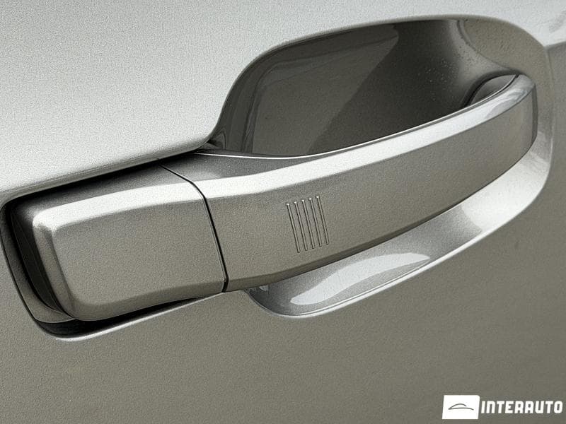 BMW i3 2017 — Миниатюра 5