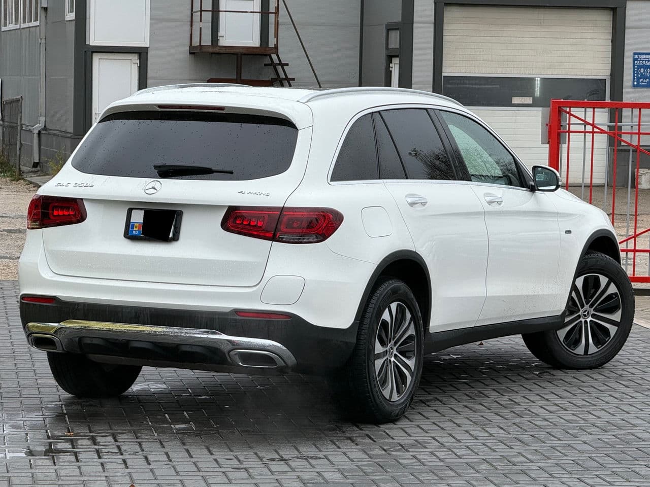 Mercedes GLC 350e 2019 — Миниатюра 3