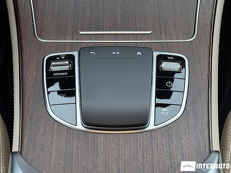 Mercedes GLC 350e 2019 — Миниатюра 12