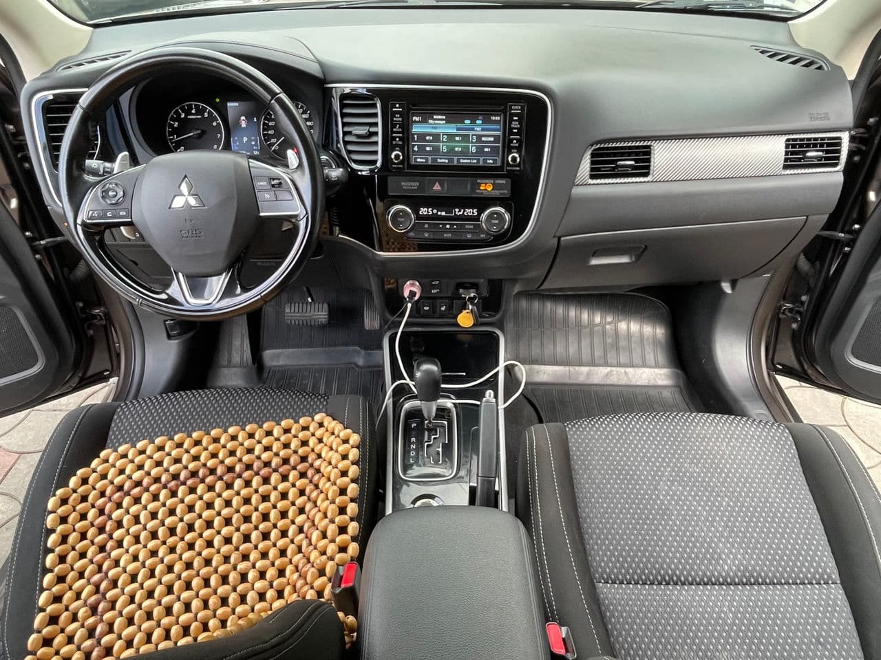 Mitsubishi Outlander 2017 — Миниатюра 8