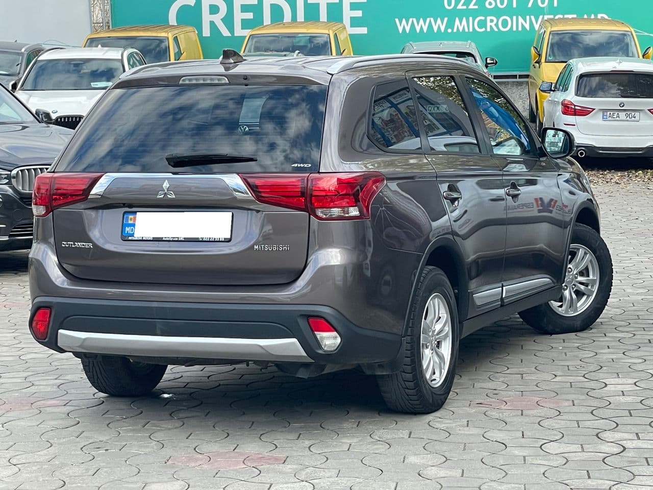 Mitsubishi Outlander 2017 — Миниатюра 3