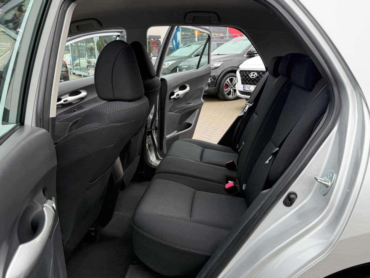 Toyota Auris 2012 — Миниатюра 12