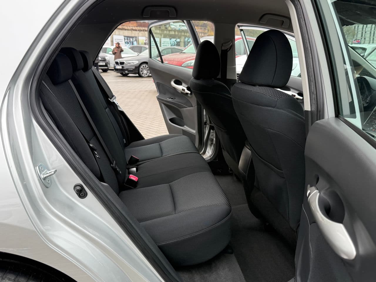 Toyota Auris 2012 — Миниатюра 13