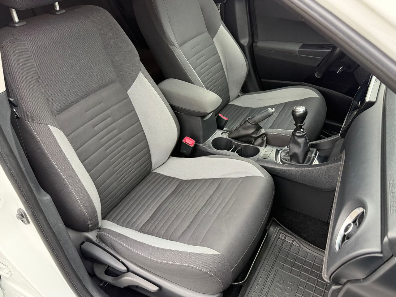 Toyota Auris 2016 — Миниатюра 14