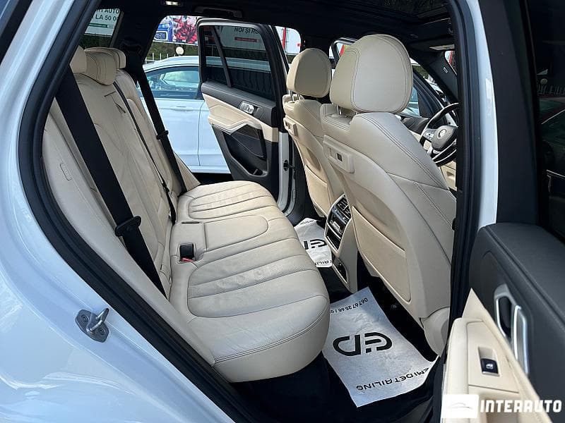 2021 BMW X5 4.5e — Miniatură 18