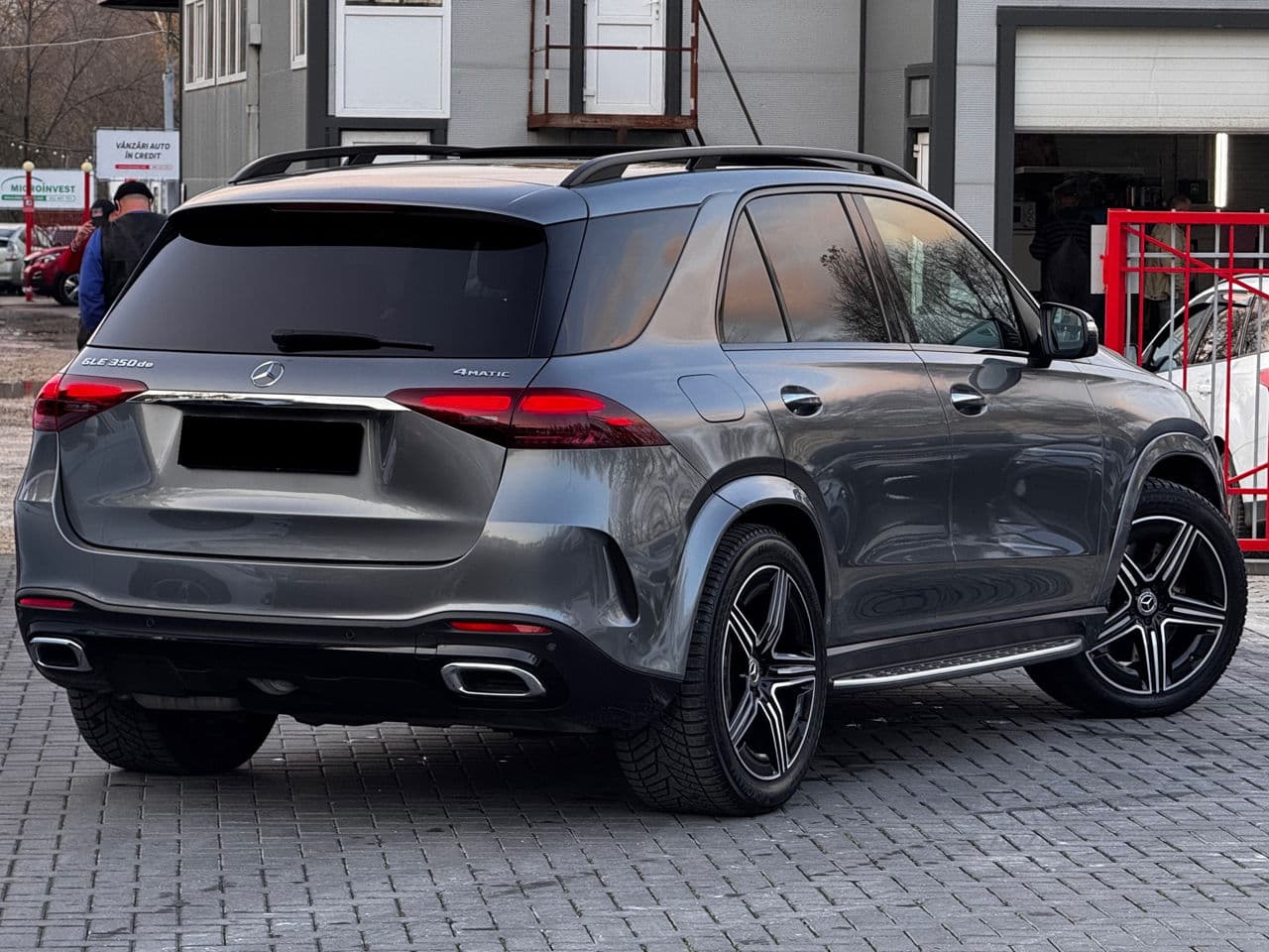 Mercedes GLE 350de 2023 — Миниатюра 4