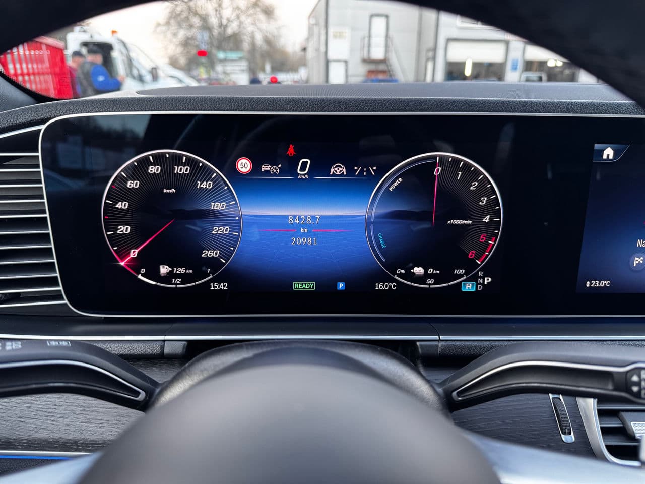 Mercedes GLE 350de 2023 — Миниатюра 11