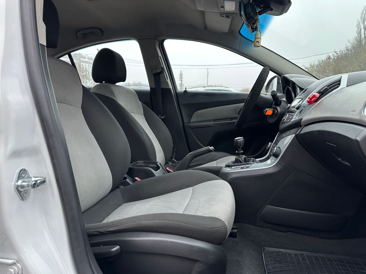 Chevrolet Cruze 2014 — Миниатюра 12