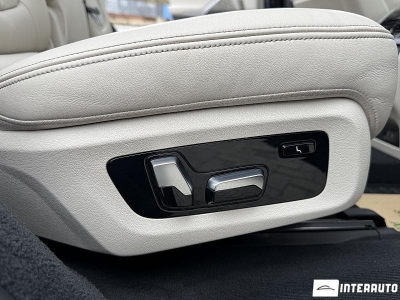 2019 BMW X7 3.0d — Miniatură 32
