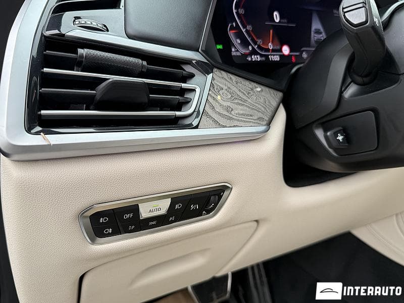 2019 BMW X7 3.0d — Miniatură 31
