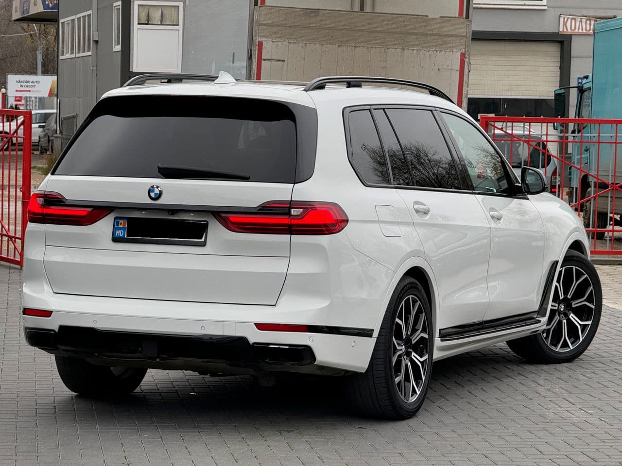 2019 BMW X7 4.0i — Miniatură 2