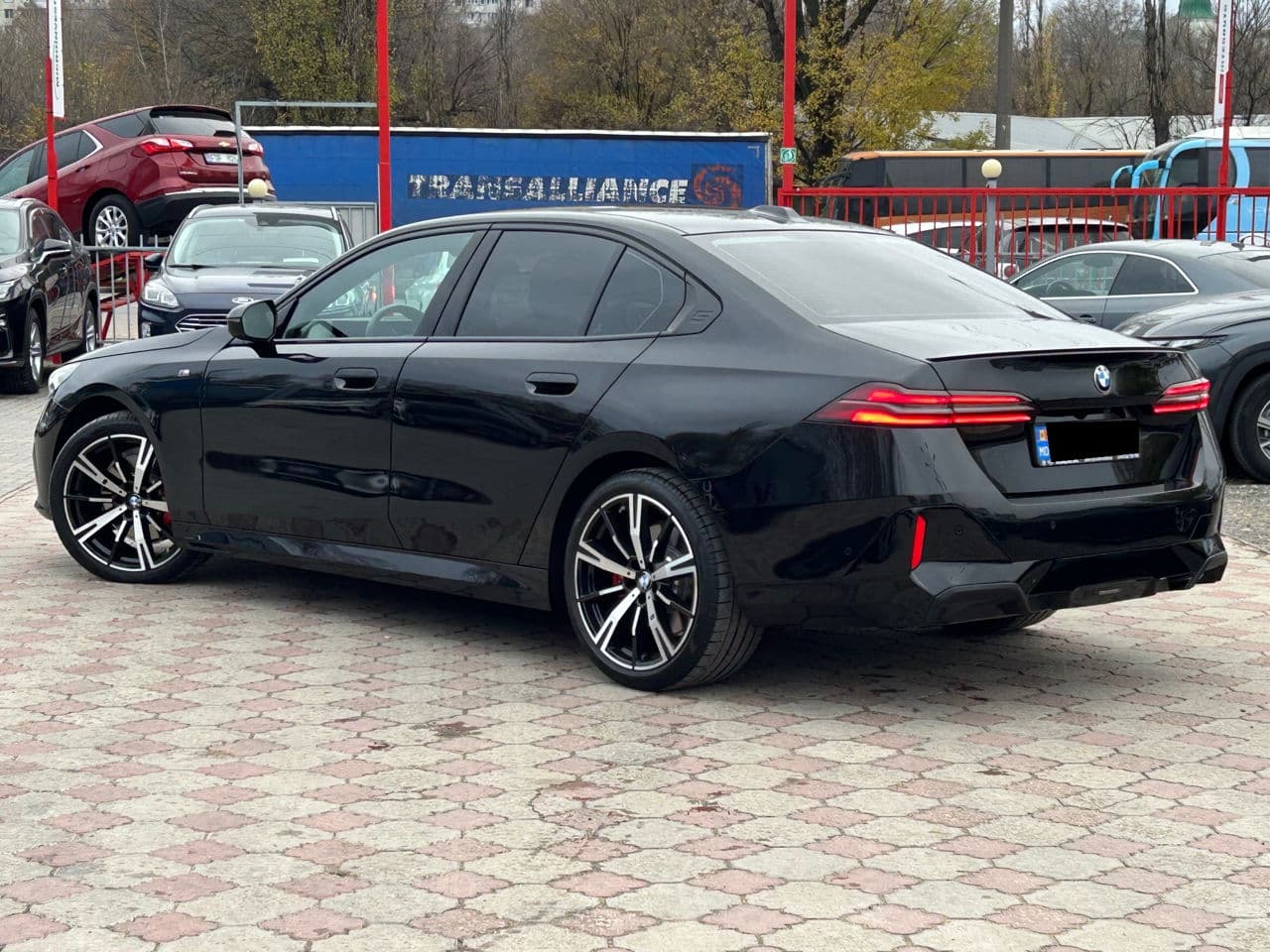 BMW 520 2023 — Миниатюра 2