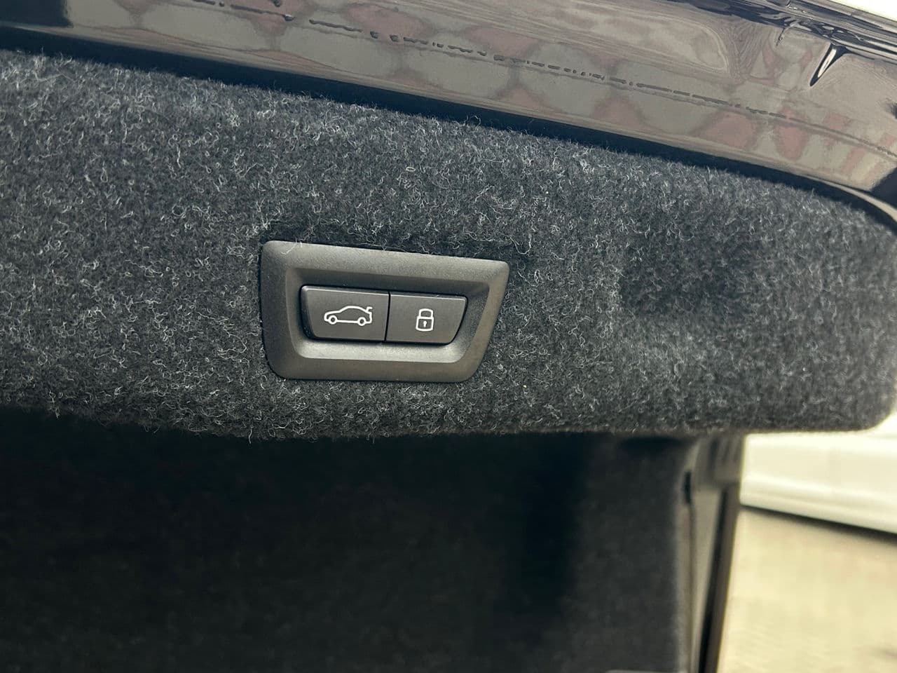 BMW 520 2023 — Миниатюра 22