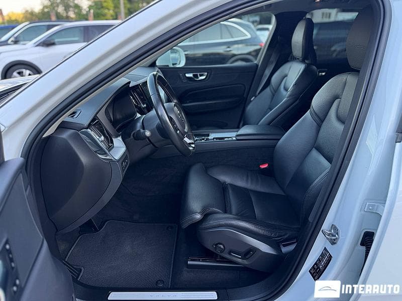Volvo XC 60 2020 — Миниатюра 5