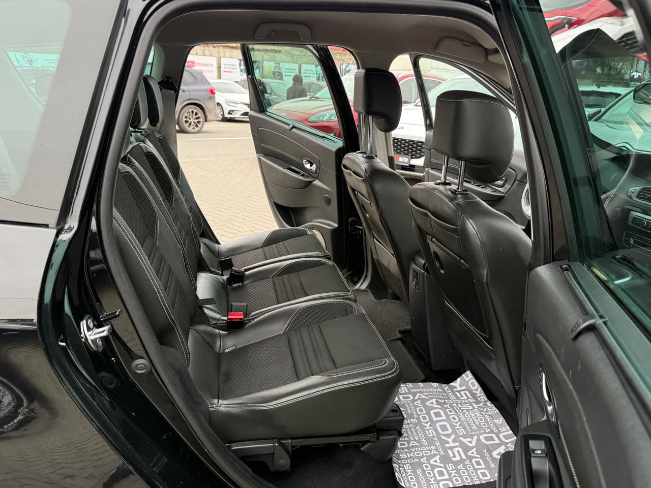 Renault Grand Scenic 2015 — Миниатюра 13