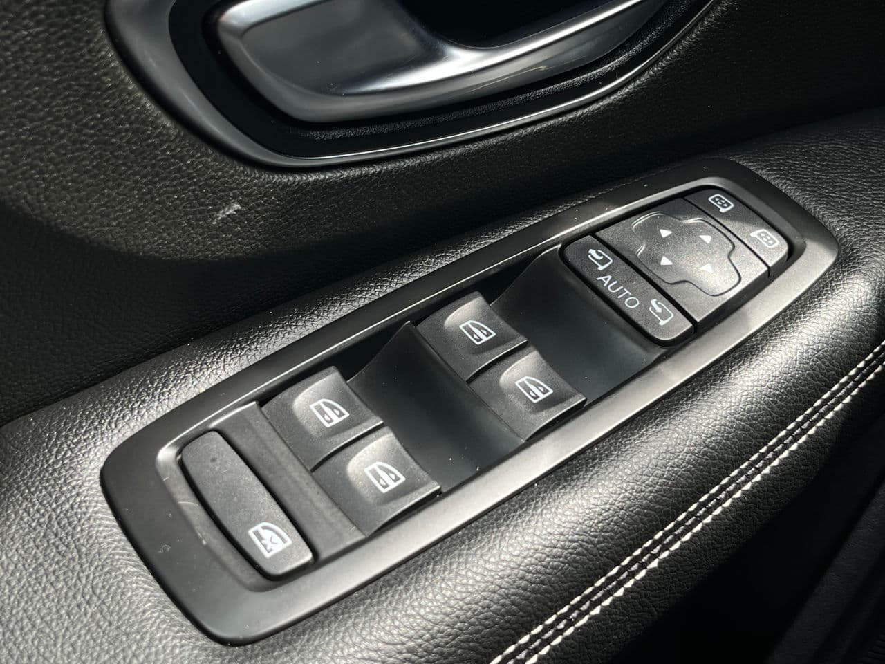 Renault Grand Scenic 2017 — Миниатюра 7
