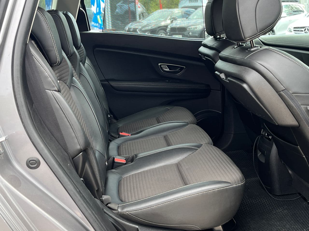 Renault Grand Scenic 2017 — Миниатюра 17