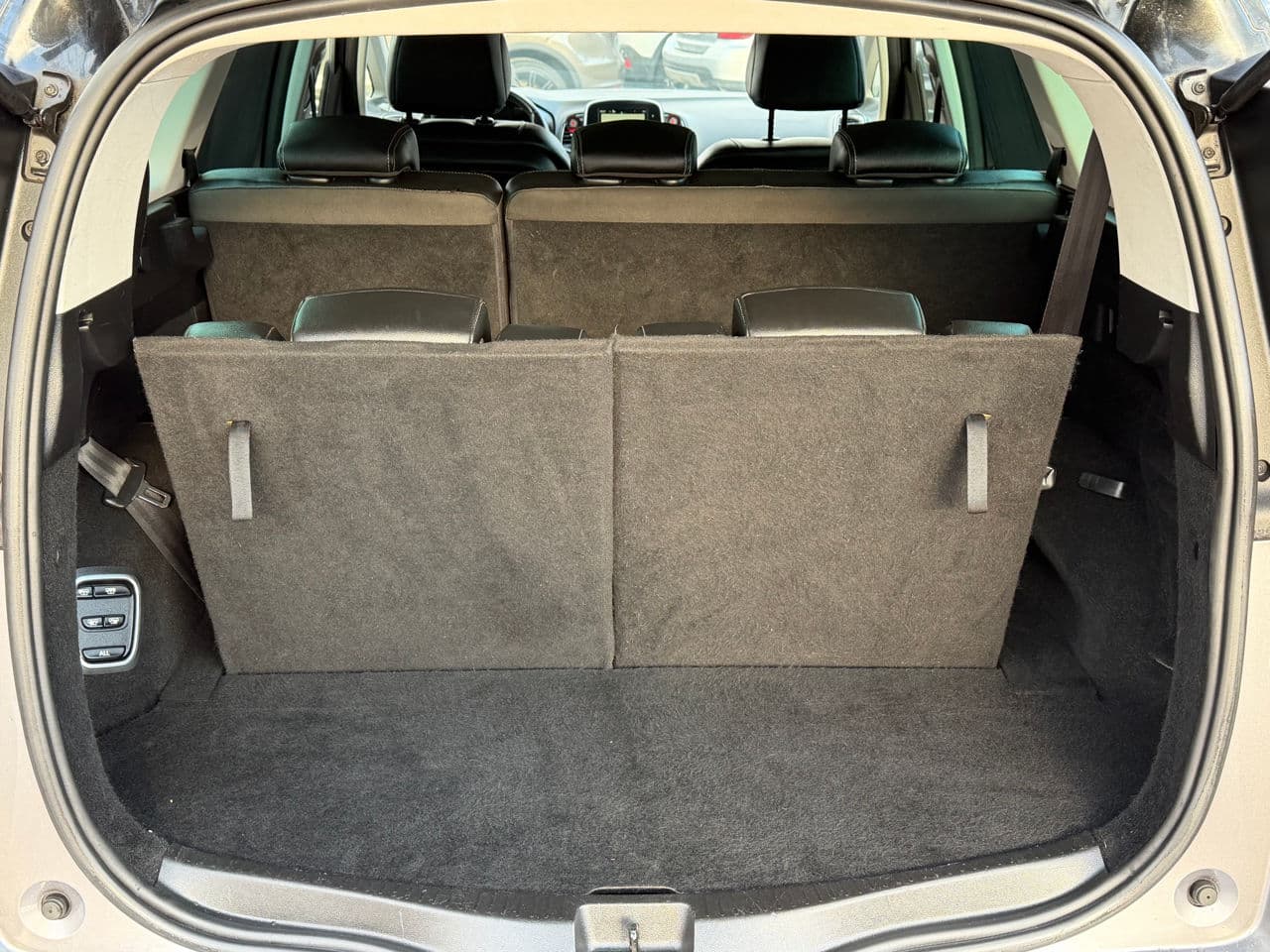 Renault Grand Scenic 2016 — Миниатюра 19