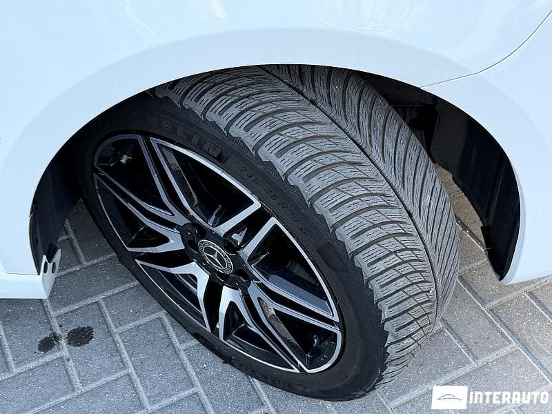 Mercedes V 300 2021 — Миниатюра 6