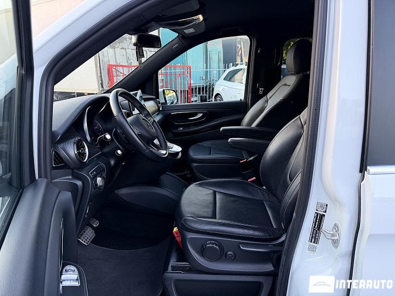 Mercedes V 300 2021 — Миниатюра 7