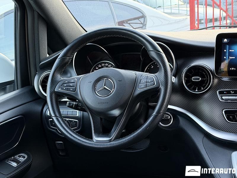 Mercedes V 300 2021 — Миниатюра 8