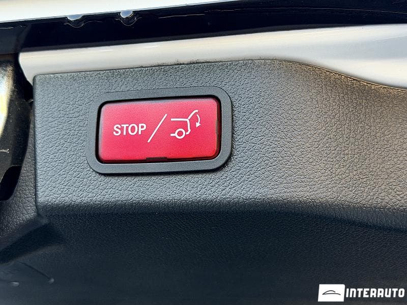 Mercedes V 300 2021 — Миниатюра 22