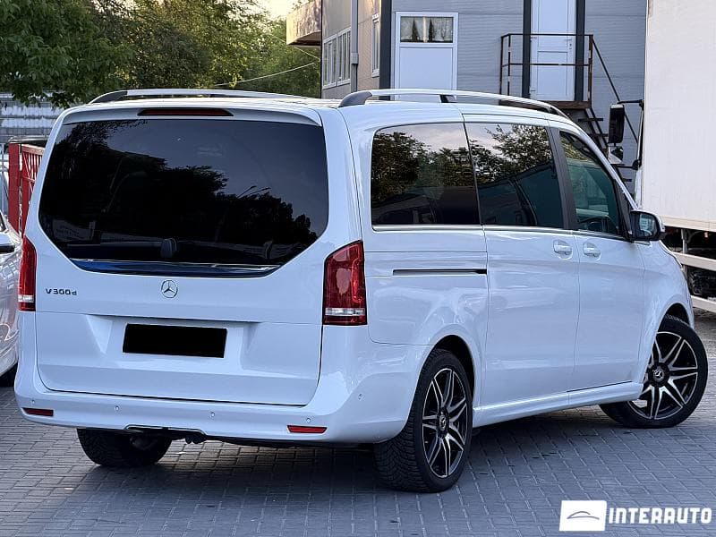 Mercedes V 300 2021 — Миниатюра 3