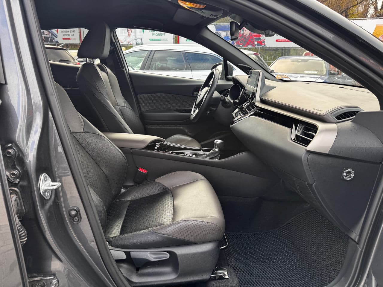 Toyota C-HR 2021 — Миниатюра 5