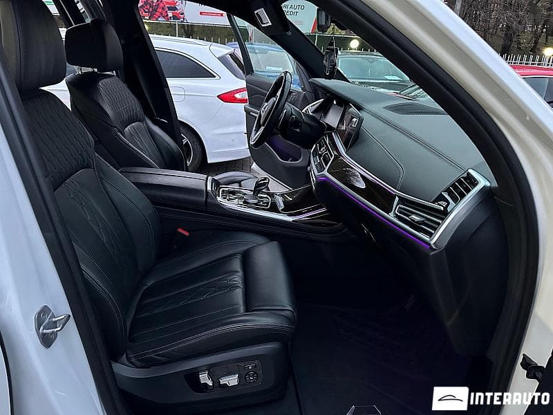 BMW X7 4.0i 2020 — Миниатюра 16